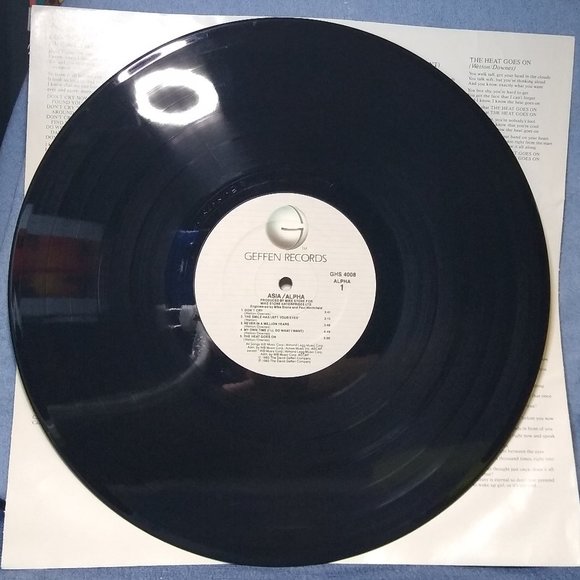 Asia Alpha 1983 Vinyl record - Picture 4 of 5